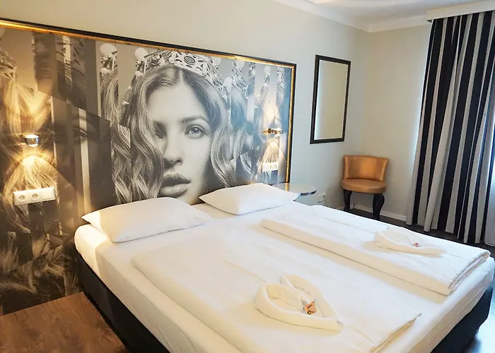 Calmo Hotel 3*