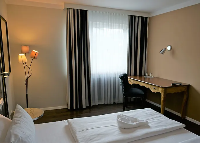 Calmo Hotel 3*