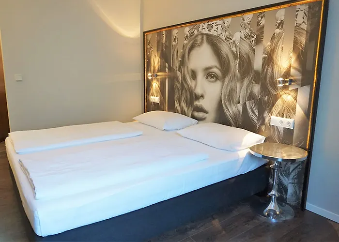 Calmo Hotel 3*